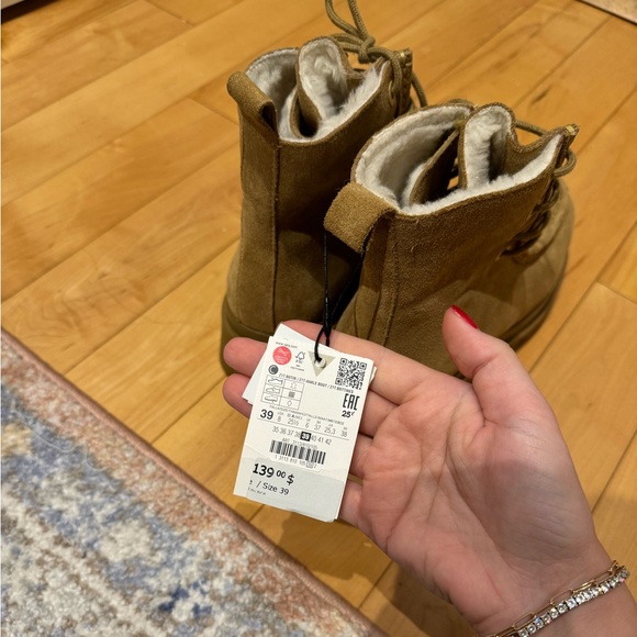 ❗️SOLD❗️NWT Zara Boots 39 - Picture 4 of 5